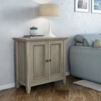 Skříňka z masivu, přechodný styl – 81š x 36h x 79v cm