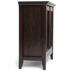 Skříňka z masivu, přechodný styl – 81š x 36h x 79v cm