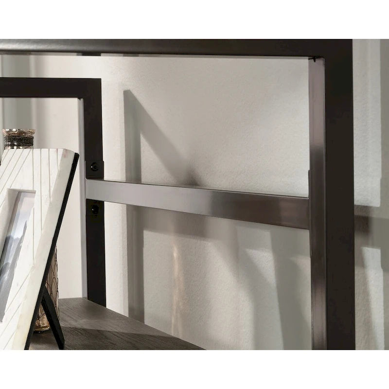 Utility Hutch Mo